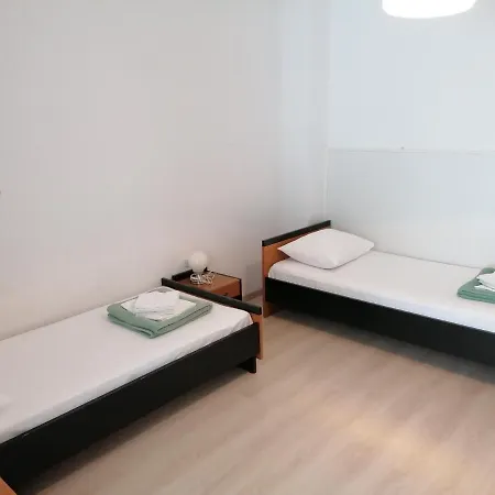 Apartments Vili Betina