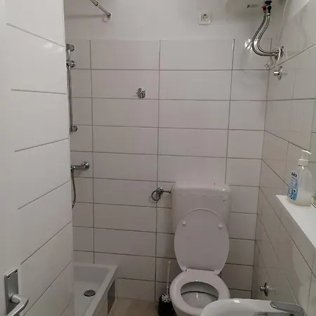 Apartments Vili Betina * Betina