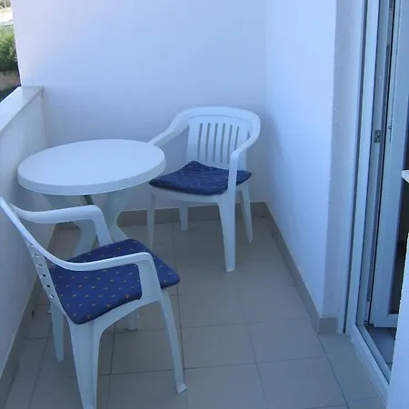 Appartamento Apartments Vili Betina *