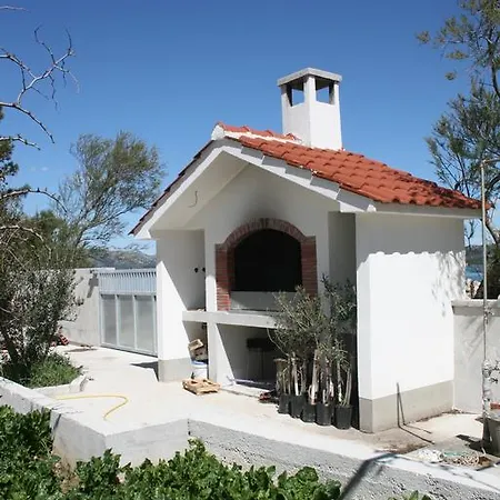 Appartamento Apartments Vili Betina *