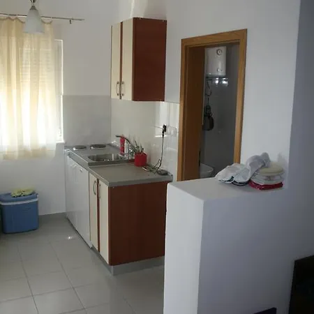 Apartments Vili Betina Betina