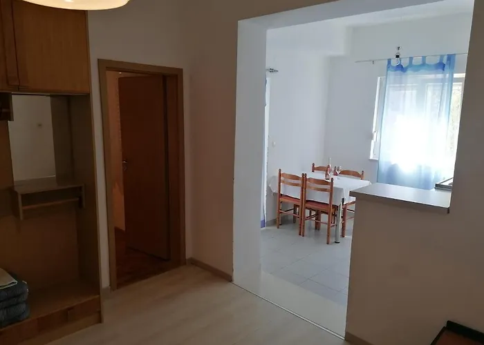 Apartamento Apartments Vili Betina