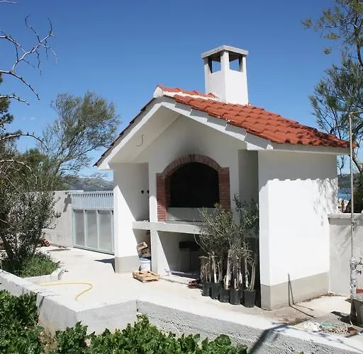 Apartamento Apartments Vili Betina *