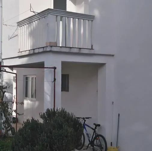 Apartments Vili Betina * Betina (Sibenik-Knin)